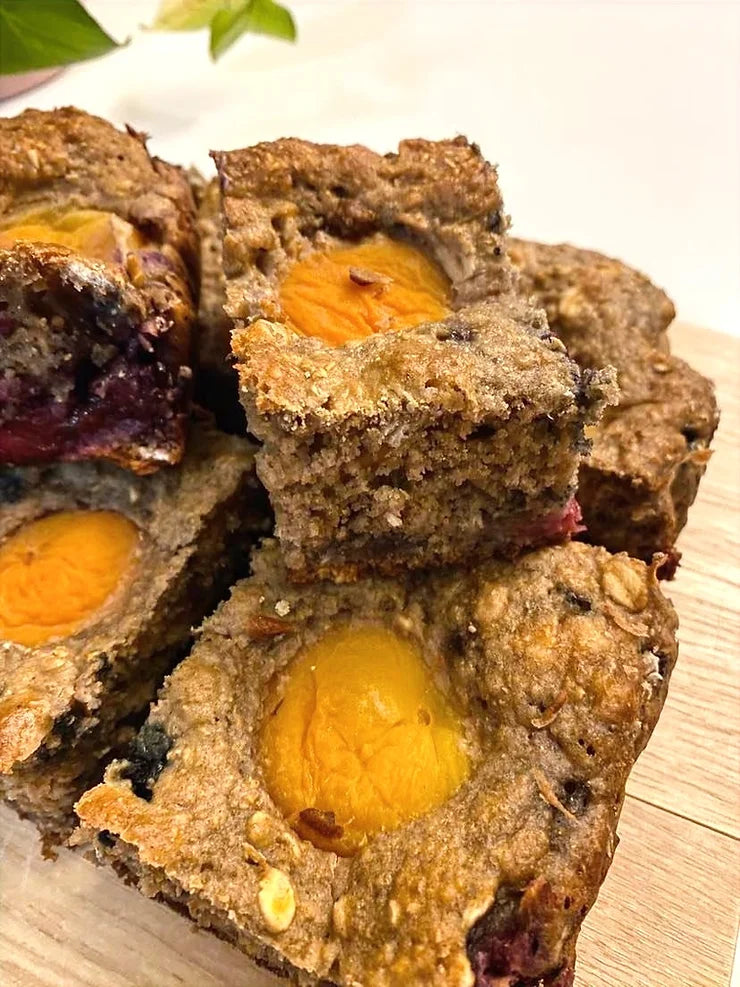 Apricot and Berry Oat Bars